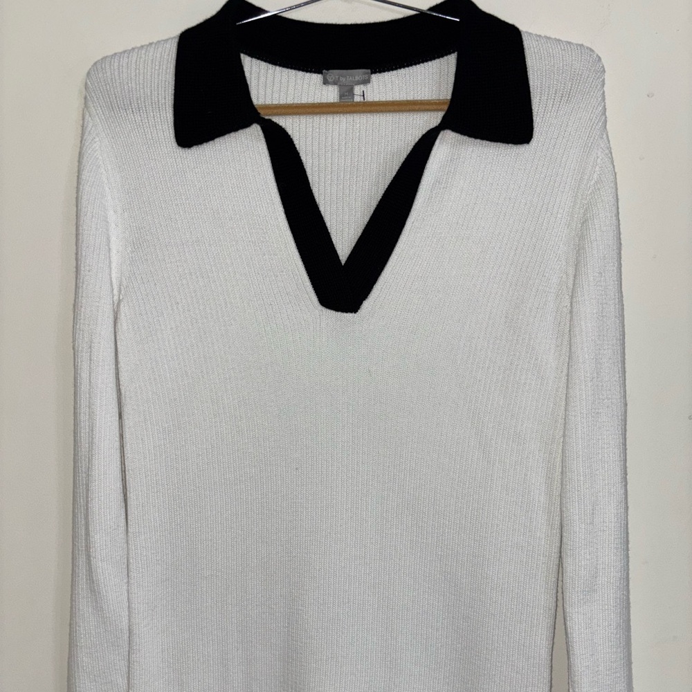 NWOT TALBOTS Fisherman Knit Sweater Women medium White Varsity V Neck Preppy TOP